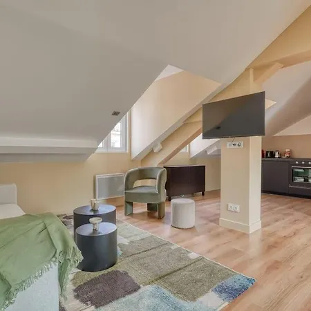 Appartement 4g#appart 8pers # 3 # Commerce # 15#ac Parijs